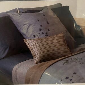 Calvin Klein Bamboo Flower duvet and pillow cases (king duvet)